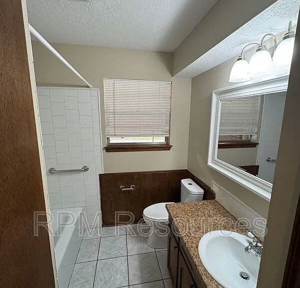 7625 S Sherwood Ave — Photo 12