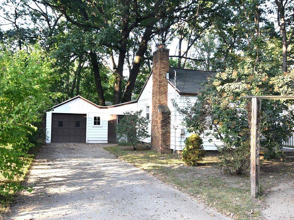 1st image of 397 4th Ave