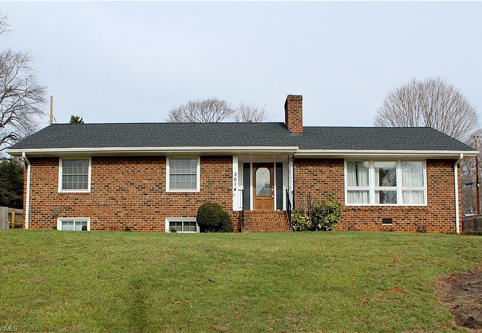 1st image of 3014 New Hanover Dr