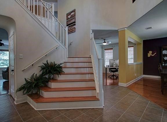 Beautiful Tile Entry!