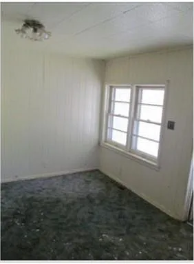 3045 S Holt Rd photo 1