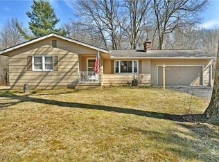 1371 Karen Oval, Vienna, OH 44473