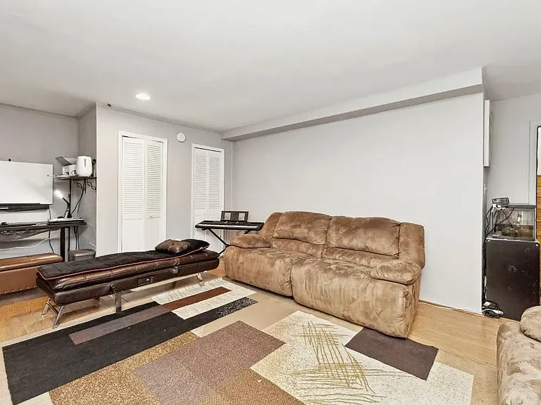8308 Southern Oaks Ct — Photo 14
