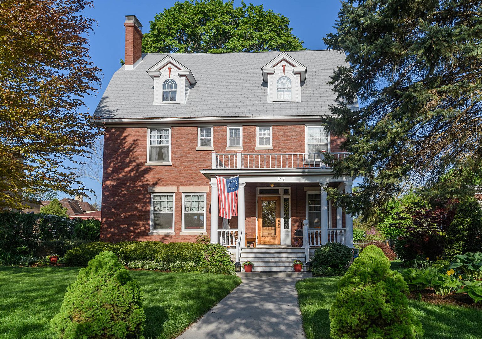 912 Douglas Ave, Elgin, IL 60120 Zillow