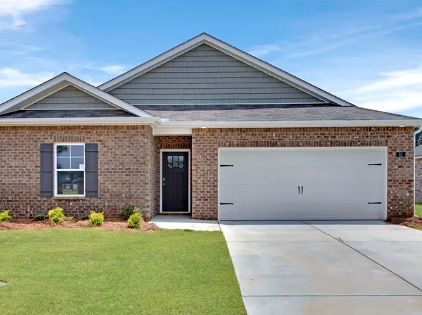 11 Moon Dr, Scottsboro, AL 35769