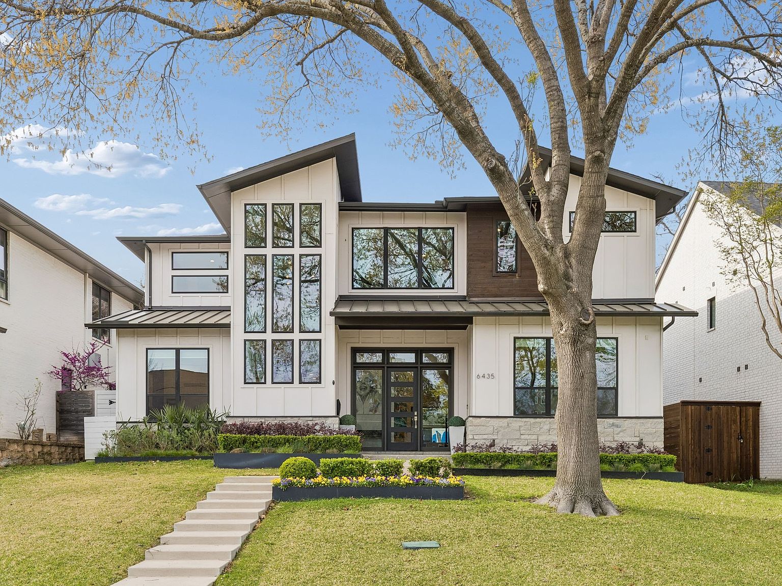 6435 Lake Circle Dr, Dallas, TX 75214 | Zillow