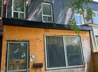 417 Leslie St, Toronto, ON M4M 3E3