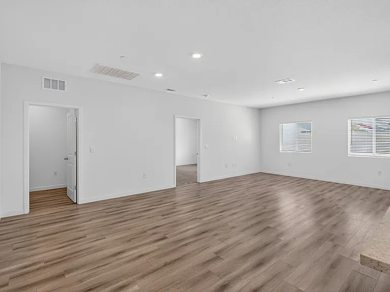 8825 Stratham Way — Photo 22