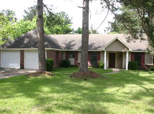 464 Pine Ridge Dr, Madison, MS 39110