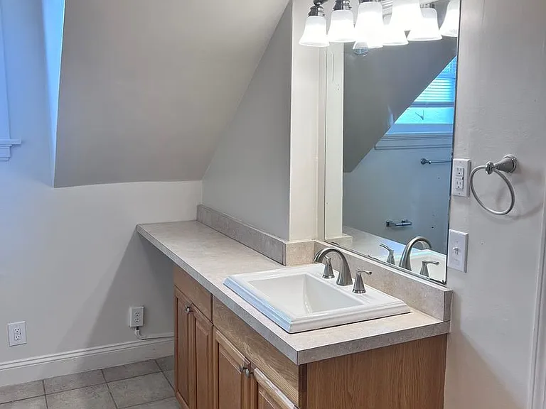 3535 Michigan Avenue — Photo 28