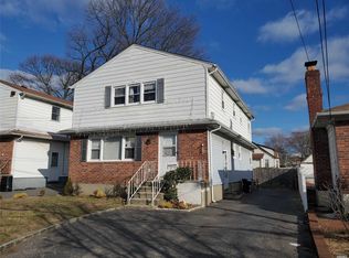 221 E Mineola Ave, Valley Stream, NY 11580