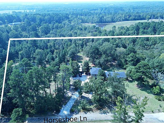 3rd image of 800 Horseshoe Ln