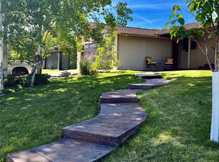 1221 Park Garden Rd, Great Falls, MT 59404