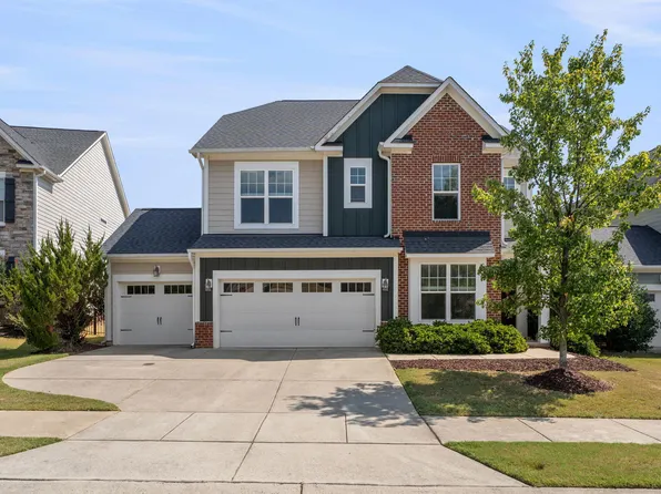 309 Price Lake Way, Fuquay Varina, NC 27526