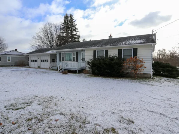 2615 Route 11, Mooers, NY 12958