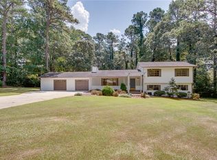 3080 Chimney Rdg E, Snellville, GA 30078