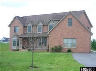 345 Hospital Rd, Gettysburg, PA 17325