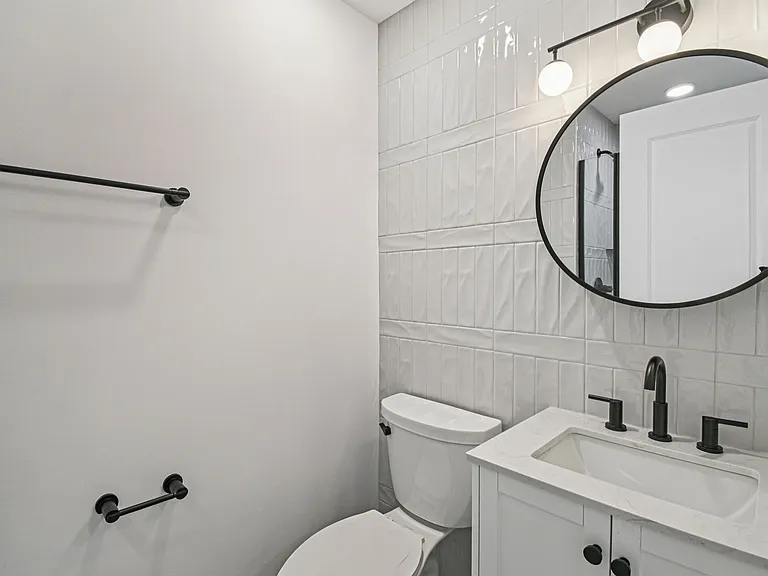 The Nest at Lincoln Park West — Photo 52