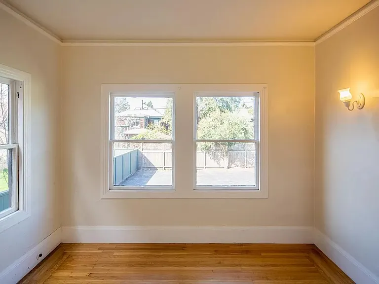 2720 College Ave #2 — Photo 17