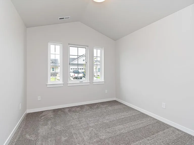 1761 E Hadler St — Photo 24