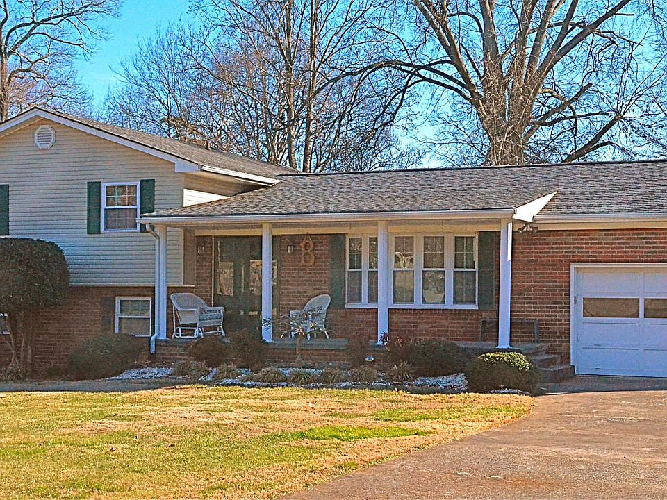 1st image of 7812 Luxmore Dr