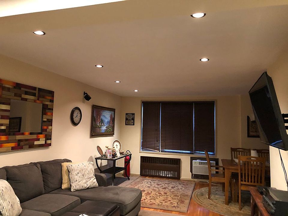 1st image of 50 Fort Pl APT A3f