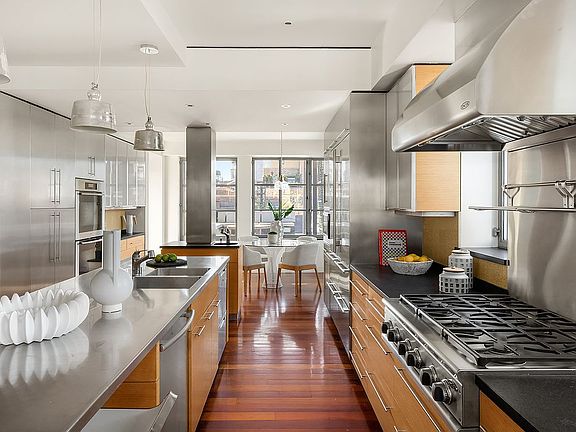 5th image of 325 W End Ave #Phw