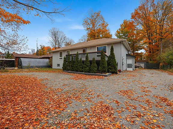 2nd image of 37 Bellehumeur Rd