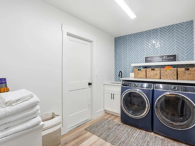 Laundry Room Cabinet