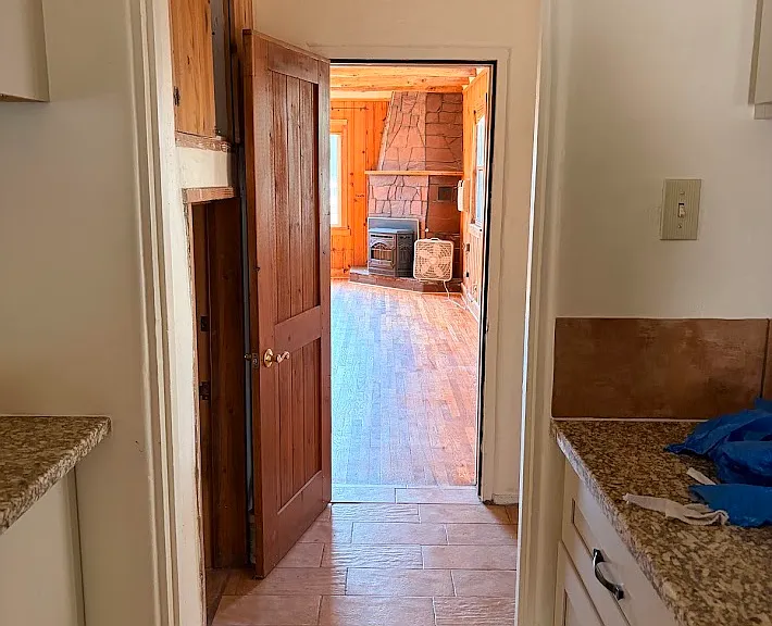 1248 Princeton Dr NE — Photo 4