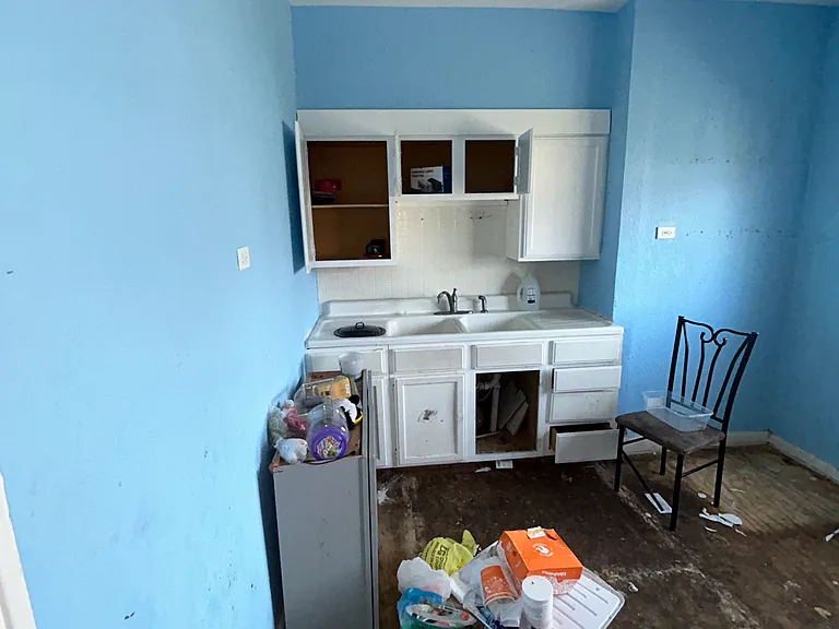 2345 Iowa St — Photo 23