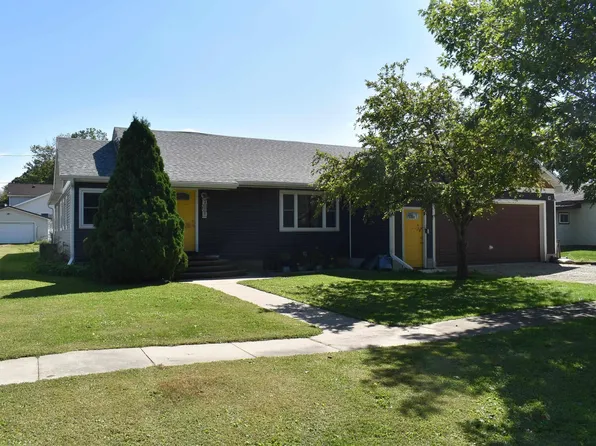 209 N Center St, Saint Ansgar, IA 50472