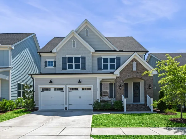 217 Tumbling River Dr, Wendell, NC 27591