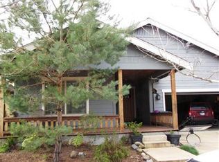 39 Logan Way, Talent, OR 97540