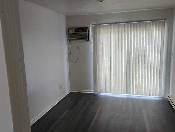 2nd image of 173 Centennial Dr APT 4