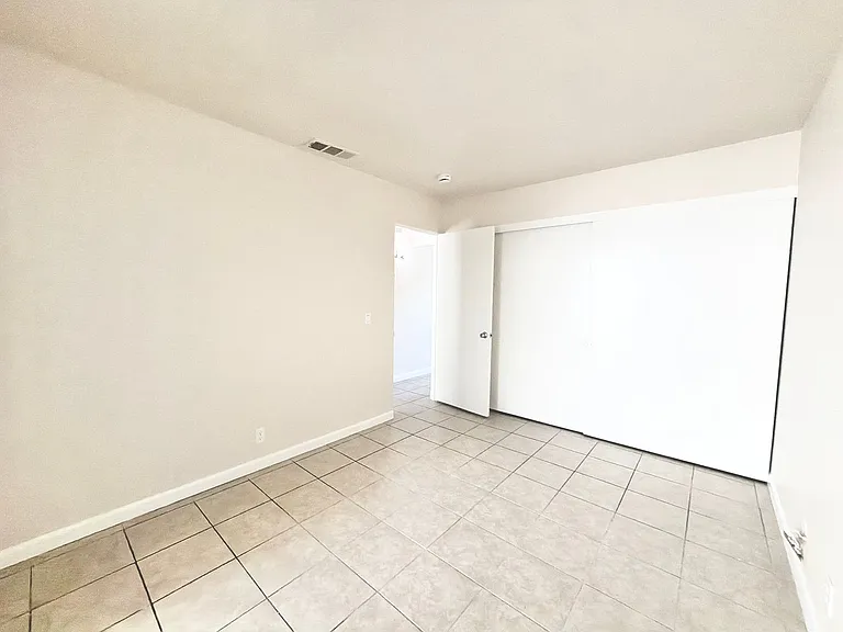 561 Desert View Dr #3 — Photo 14