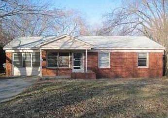 1st image of 417 Cottonwood St