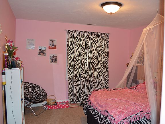 5th image of 3481 Ruby Cir