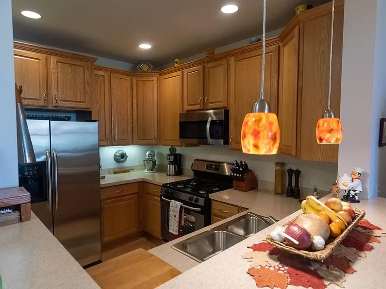 3872 S Lake Dr #211 — Photo 3
