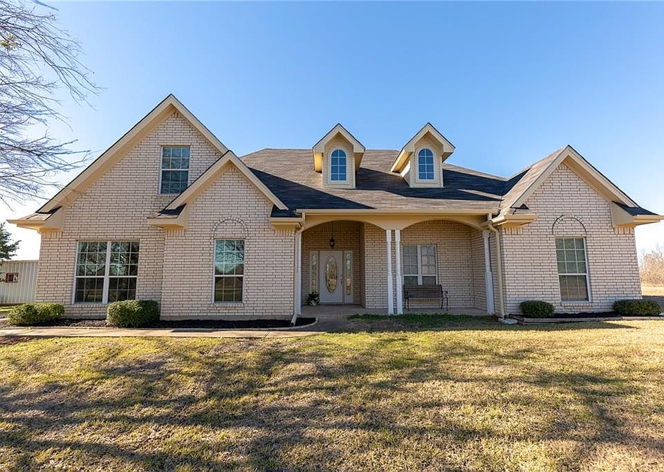 1st image of 529 Wildwood Trl