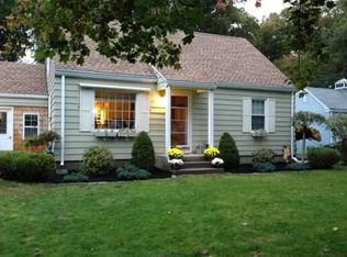16 Corey St, Agawam, MA 01001