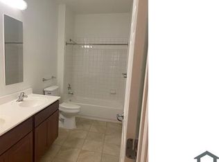 64 E 104th St #1-08, Chicago, IL 60628