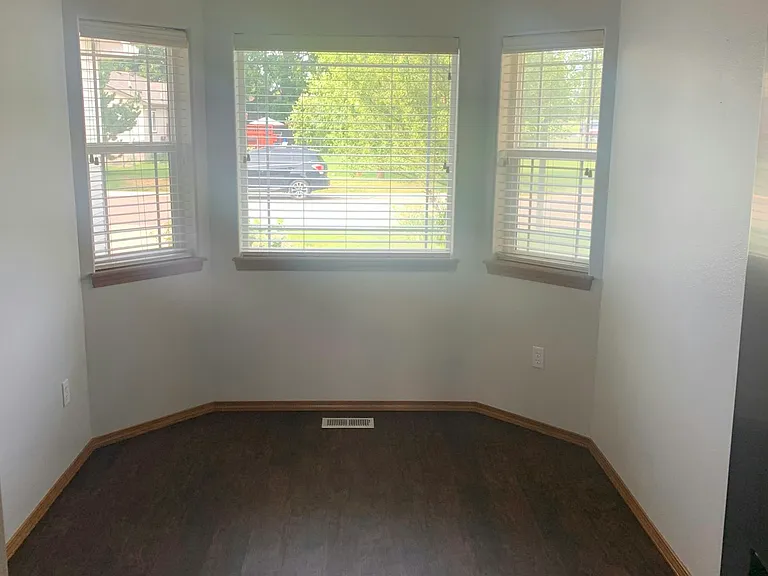 14308 E 31st Ln — Photo 24