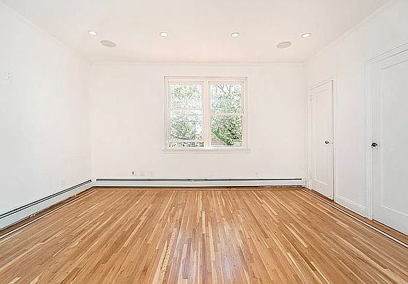 4th image of 49-02 30th Ave #22