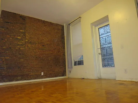 Rented by Mason Group LLC | media 27