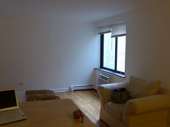 #403 - Living Room