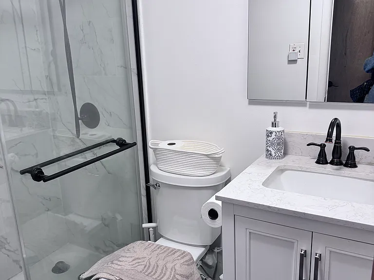 2 Oakville St #3 — Photo 10