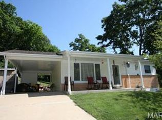 5517 Elvira Dr, High Ridge, MO 63049