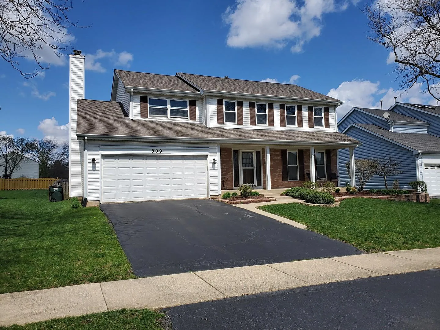809 Medford Dr photo 1