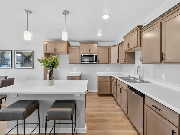 1601 Wildlife DRIVE #4, Kewaskum, WI 53040